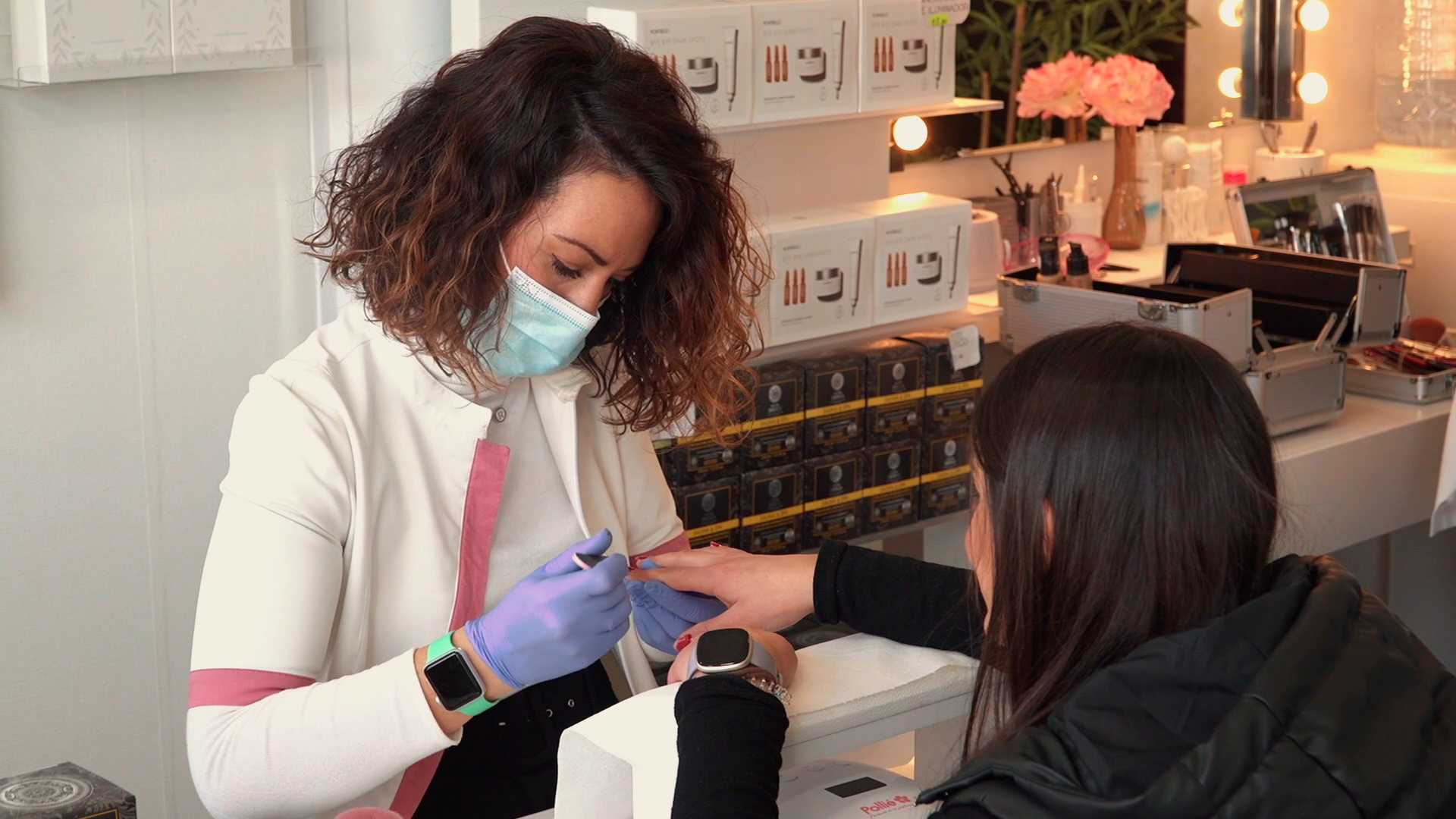 Uñas acrílicas en Huelva.